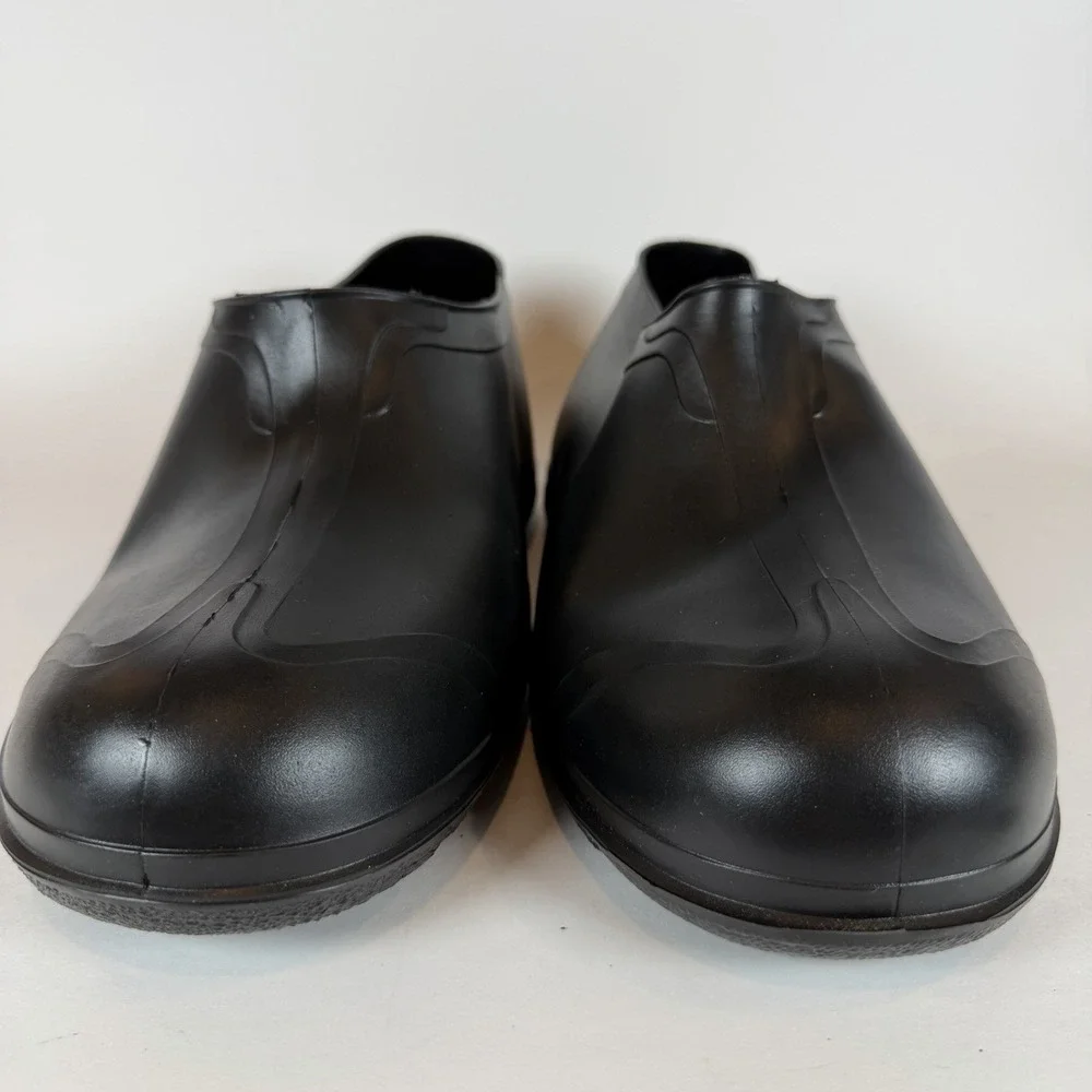 Onguard 86010 Black 4 inch Waterproof PVC Overshoe Cleated Sole Mens Medium NEW